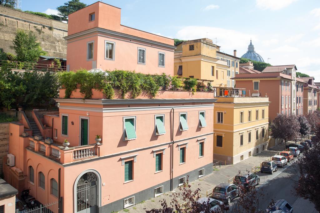 Appartamento La Finestra Su San Pietro Rom Zimmer foto